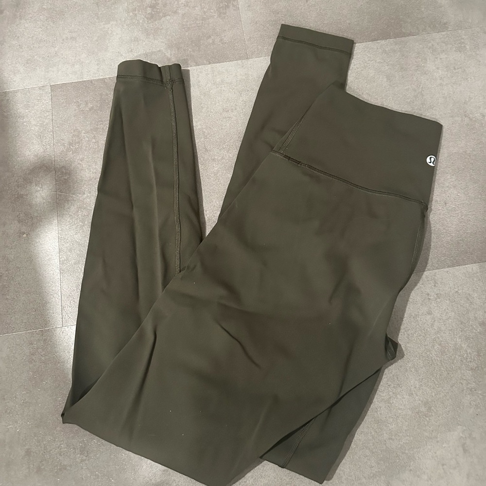Lululemon leggings 28”